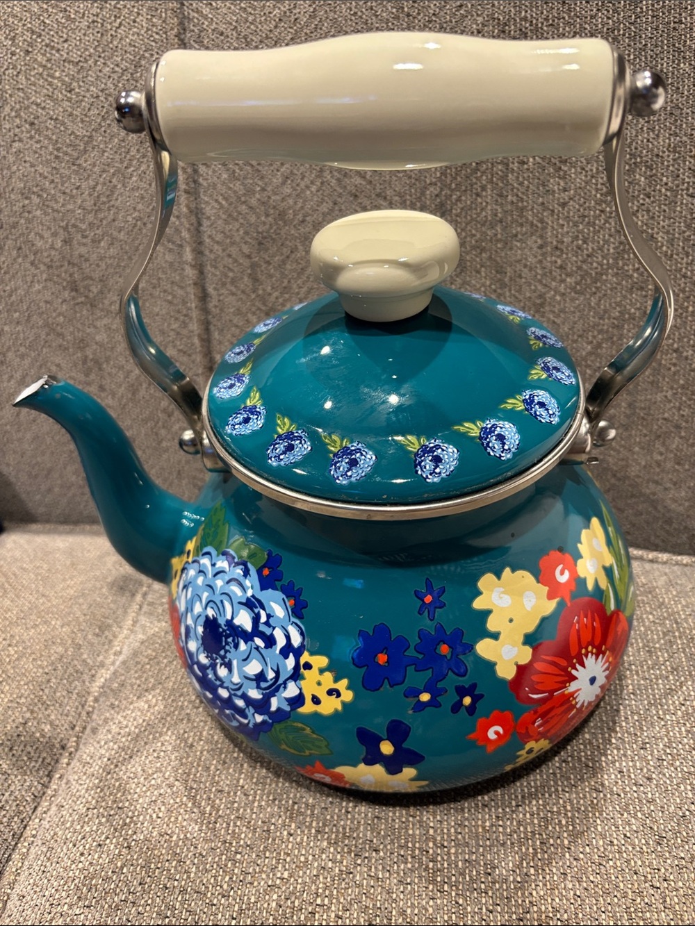 Floral Enamel Teakettle in Teal and Cream